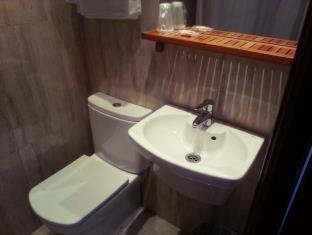 Hostal Avenida, Madryt (zdjęcie 4)