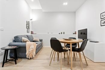 GuestHost - Piazza Maggiore White Apartment, Болонья (фото 3)