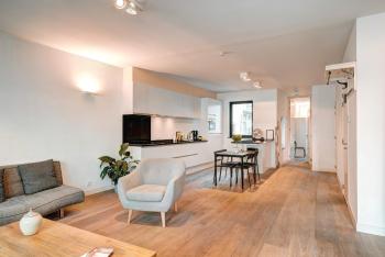 Light House Lodge. Apartment in Center of Antwerp, Amberes (foto 2)