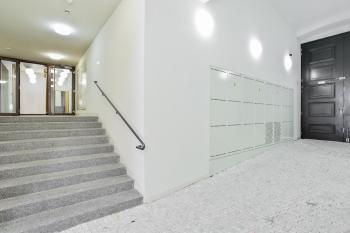Newly opened, designer OPERA Apartment, Praha (fotografie 4)