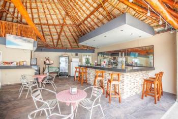 Oceanside Studio - Stunning Views, Ideal Location, Канкун (фото 3)