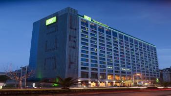 Holiday Inn Shanghai Pudong Nanpu by IHG, Shanghai (Foto 2)
