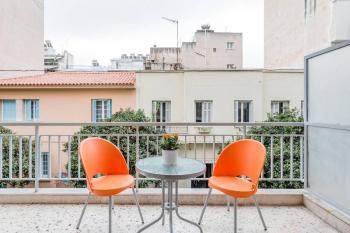 Koukaki Apartment with a Sunny Balcony, near the Acropolis, Atény (fotografie 3)