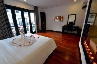 Nostalgia Hotel and Spa, Hoi An (photo 4)