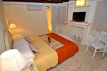 Vip Venice Apartments and Rooms Rialto Bridge, Benátky (fotografie 4)