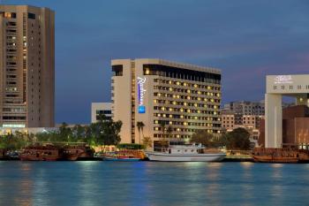 Radisson Blu Hotel, Dubai Deira Creek, Dubaj (fotografie 2)