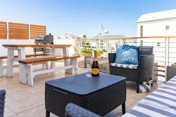 Azure 25, Big Bay (photo 2)