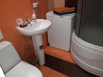 Apartment on 8 Marta, Mikołajów (zdjęcie 4)