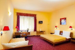 Cloister Inn Hotel, Прага (фото 4)