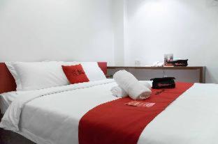 RedDoorz Plus at MM Hotel Las Pinas former RedDoorz Plus Near Bamboo Organ, Manila (photo 3)