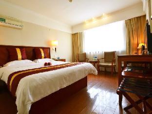 GMA Hotel ShangHai WuNing Road ZhenPing Road Metro Station, Shanghai (photo 2)
