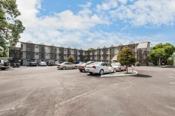 City Towers Apartments, Auckland (photo 3)
