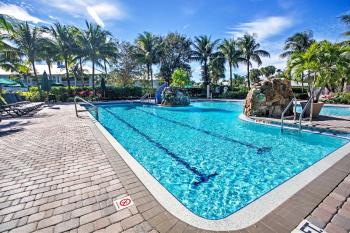 Free Golf Until Oct! Naples Condo w/ Resort Pool, Naples (foto 2)