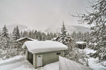 Cabin with Hot Tub and Views 1 Mile to Alyeska Resort, Гердвуд (фото 2)