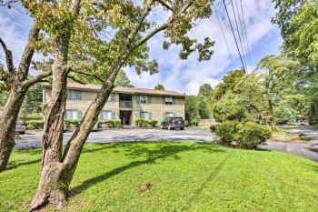 Condo w/ Sunroom, Near Downtown Hendersonville!, Хендерсонвилл (фото 4)
