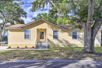 Home with Yard 1 Mi to Indian Rocks Beach and Golf, Largo (foto 3)