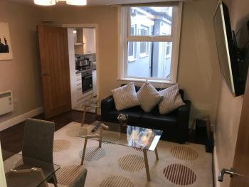 Ground Floor Contemporary 1 Bed Apartment, Birmingham (foto 3)