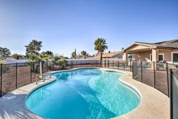 Updated Las Vegas House: Patio & Solar Heated Pool, Las Vegas (photo 3)