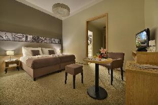 Three Crowns Hotel, Prague (photo 3)