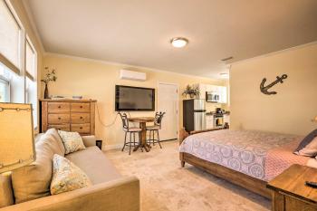 St Augustine Studio with Fire Pit - Walk to Beach!, Saint Augustine Beach (photo 3)
