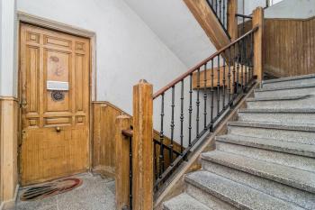 INCREDIBLE Apartment just steps from Gran Via by Batuecas, Madrid (photo 4)
