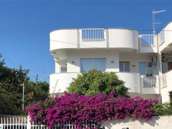 Near the beach, Palermo (fotografie 3)