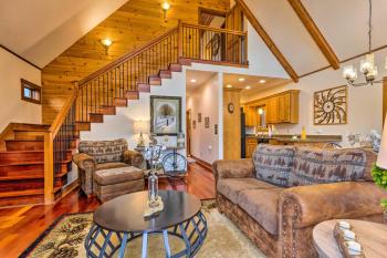 Mountain Cabin with Fire Pit, Walk to Golf and Fishing, Vilas (fotografie 4)