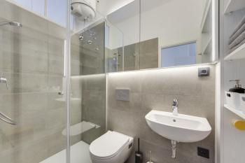 City Center Apartment with Parking, Lublaň (fotografie 5)