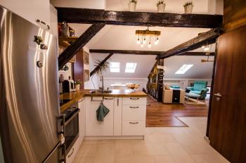 Off Vitosha Blvd Designer Apart, Sofia (Foto 4)