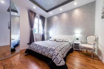 FASHION APARTMENT SILVER Bologna, Bologna (photo 2)