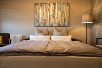 Deluxe Apartment mit Tiefgarage in Nähe Messe-BMW-Porsche-DHL-Flughafen-Flugzeugwerk der Deutsche Aircraft, Lipsk (zdjęcie 5)