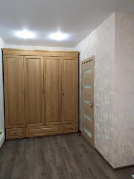 Новобудова по вул Мельника 30 є паркомісце, Rivne (fotografie 3)