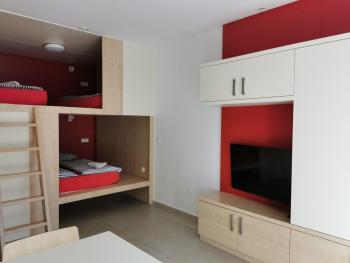 Cube studio by the river (with free bike rental), Ljubljana (photo 3)