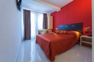 Hotel Tiempo, Naples (photo 5)