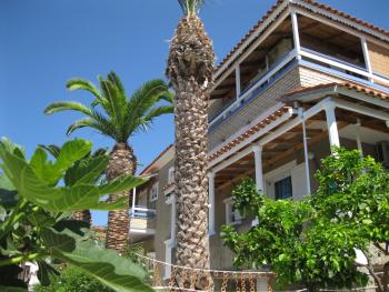Alex - Nancy Apartments - Zaga Beach, Корони (фото 2)