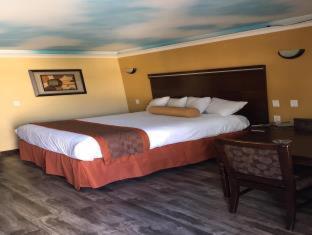 Hollywood Palms Inns & Suites, Лос-Анджелес (фото 5)