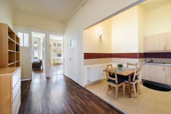 Arpa Flat Sunny, Budapest (photo 5)