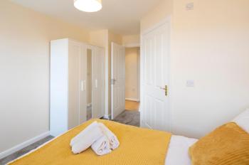 Spacious 3Bed 2Bedroom Apartment Near NEC & Solihull BHX City Centre Perfect for Contractors & Insurance Stays, Birmingham (zdjęcie 3)