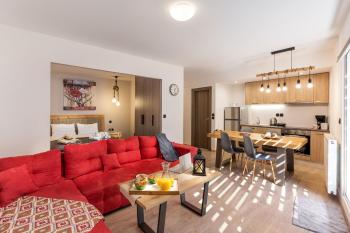 Supreme Comfort Apartments by Athens Stay, Athens (photo 2)