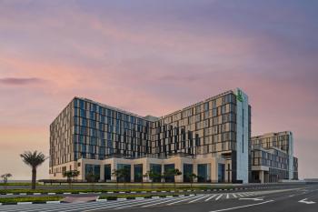 Holiday Inn Dubai Al-Maktoum Airport by IHG, Dubaj (fotografie 4)