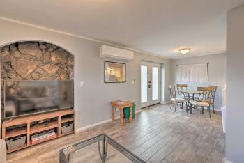 Charming Split-Level Home by Antelope Canyon Tour!, Page (zdjęcie 5)