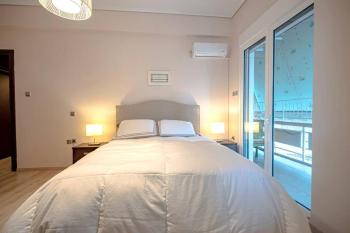 A 2 bedroom luxurious experience in Pagrati, Atene (foto 2)
