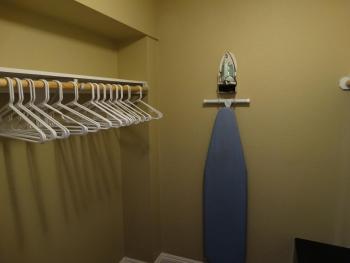 Suites at Jockey Club (No Resort Fee), Лас-Вегас (фото 4)