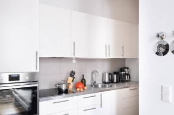 SC 05 by ROCKCHAIR Apartments l SUPERHOST Status l 2 Bedrooms Boxspringbeds Balcony Elevator - Cozy Family & Business Flair welcomes you!, Берлин (фото 3)