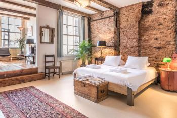 Classy Room 17th C Canalhouse, Амстердам (фото 4)