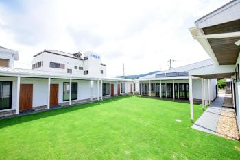 Le.Blanche, Minamiawaji (fotografie 2)