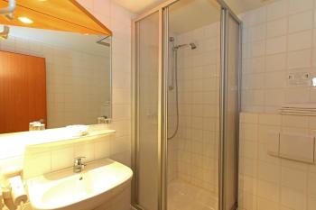 Hotel NEAR BY, Hanovre (photo 4)