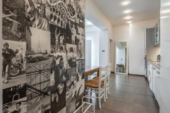 Top Center Apartment next to Vitosha Boulevard, София (фото 5)