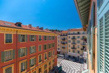 3 FODERE - Magnifique 2 pièces - Quartier du Port - Dernier étage, Nice (fotografie 2)
