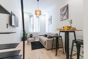 12 BUNICO - Studio Duplex - Vieux Nice - 100m de la mer, Nice (fotografie 2)